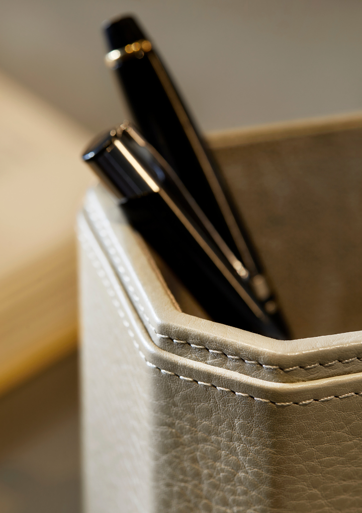 Adler Leather Pen Pot - Sand