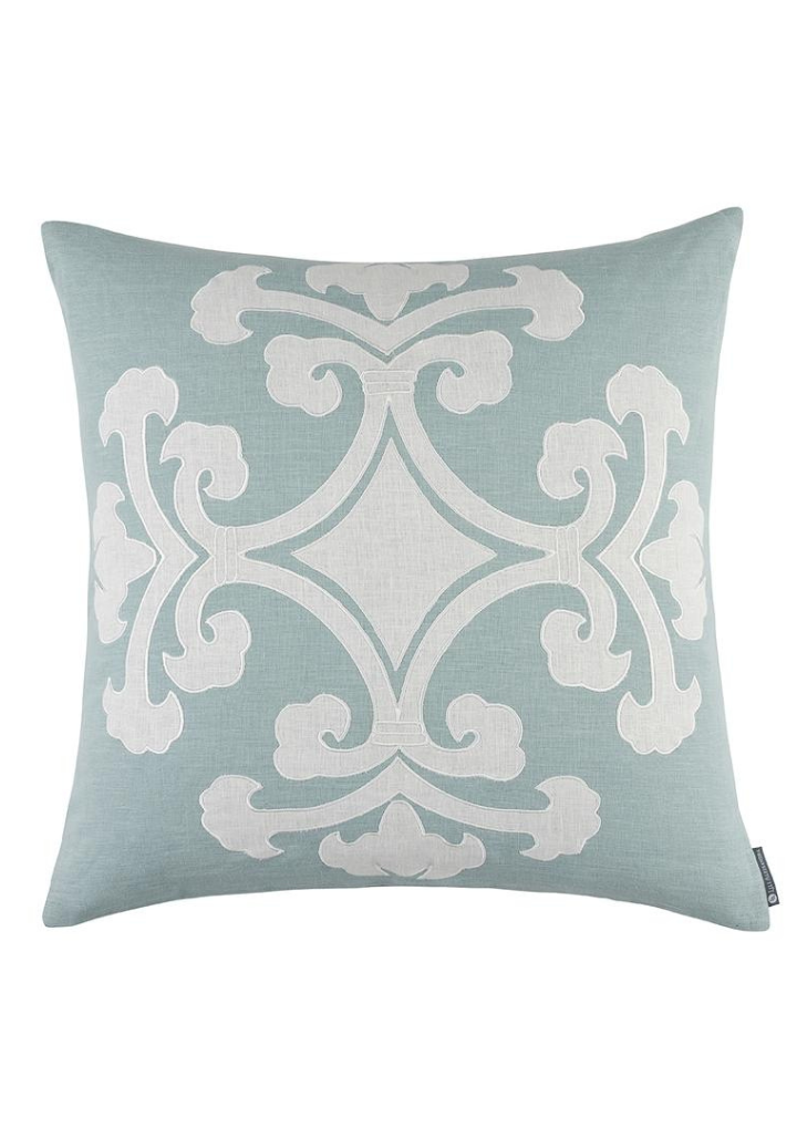 Olivia Sq Pillow Spa White