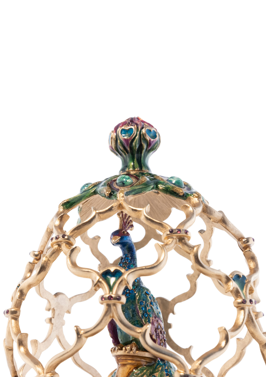 Roman Peacock Egg Objet