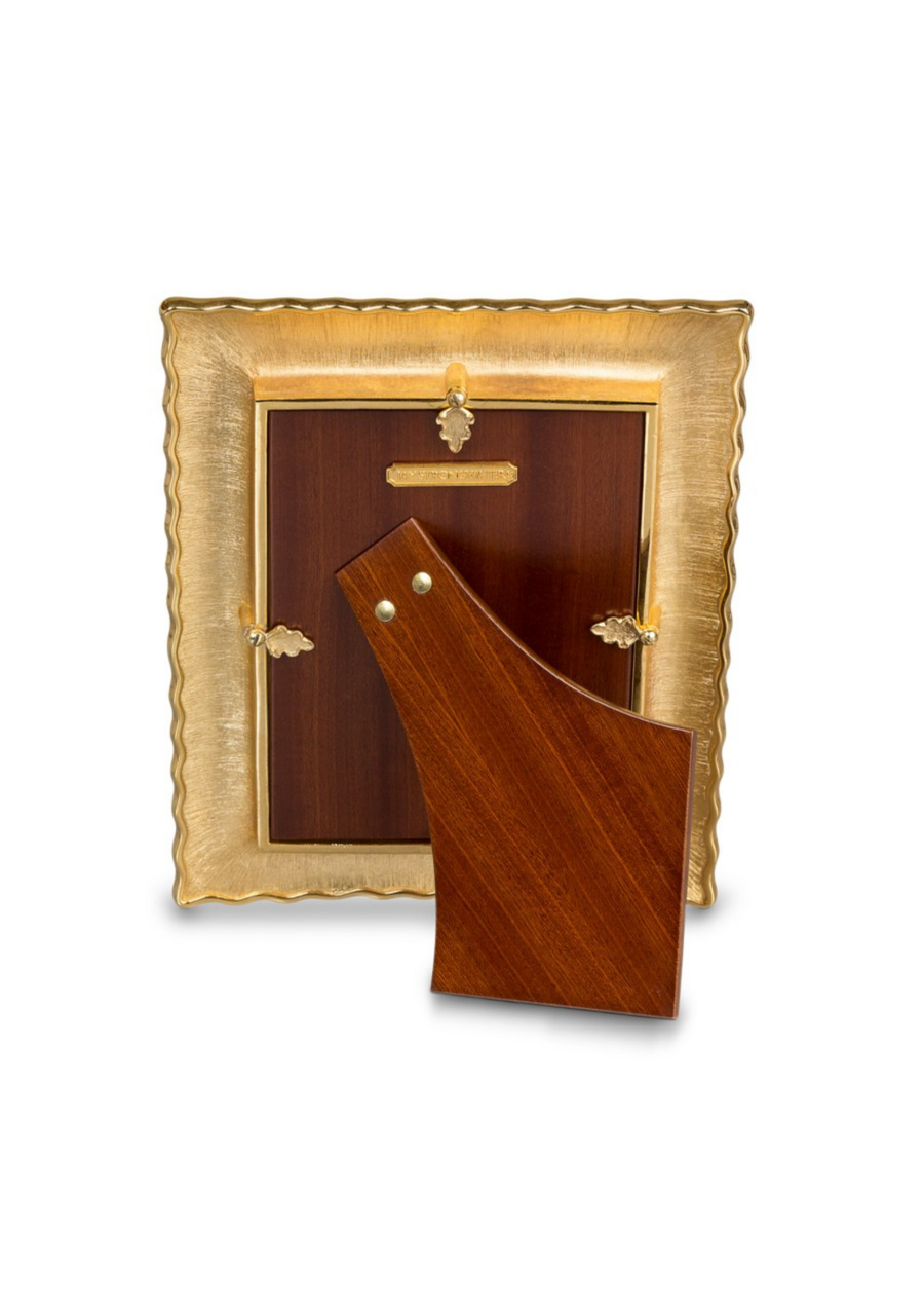 Katerina Ruffle Edge Floral 5" x 7" Frame - Gold