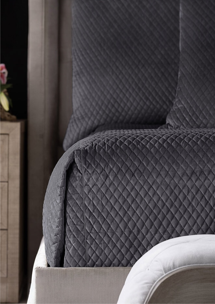 Valentina Crystal King Coverlet