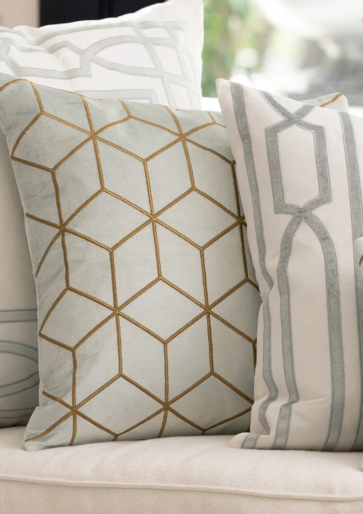 Trey Euro Border Pillow Ivory / Aquamarine