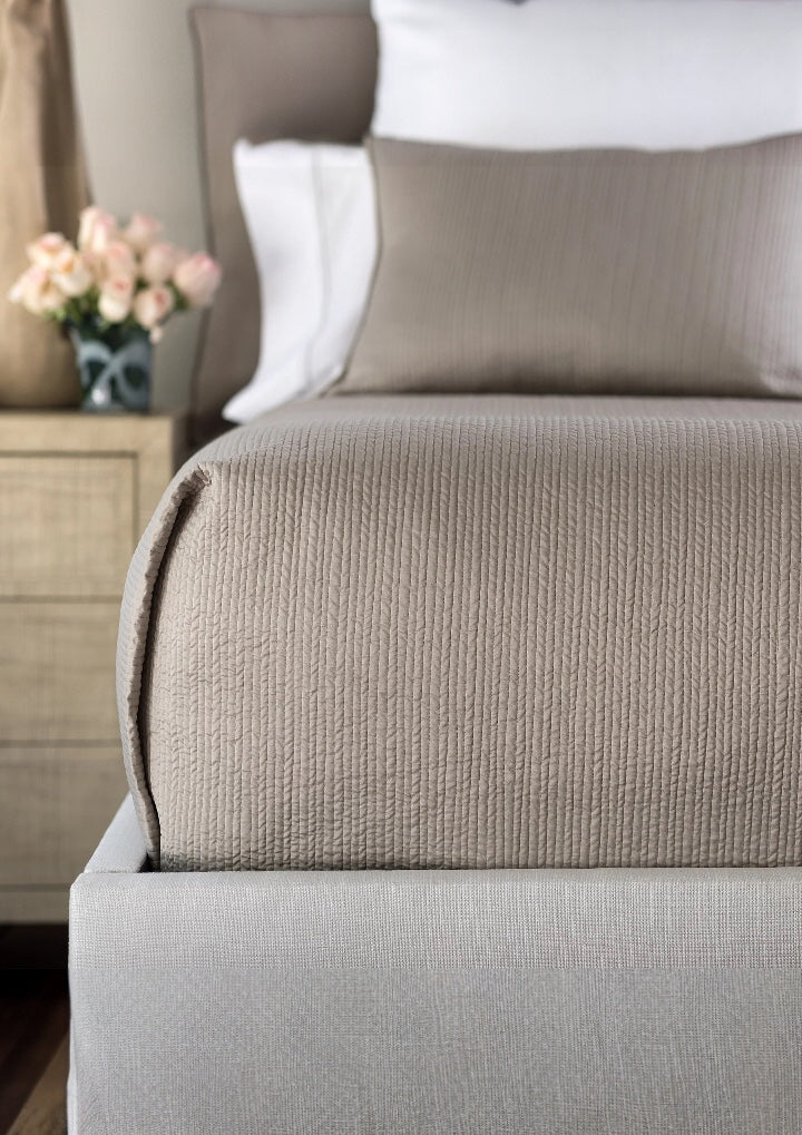 Retro Coverlet Ivory S&S