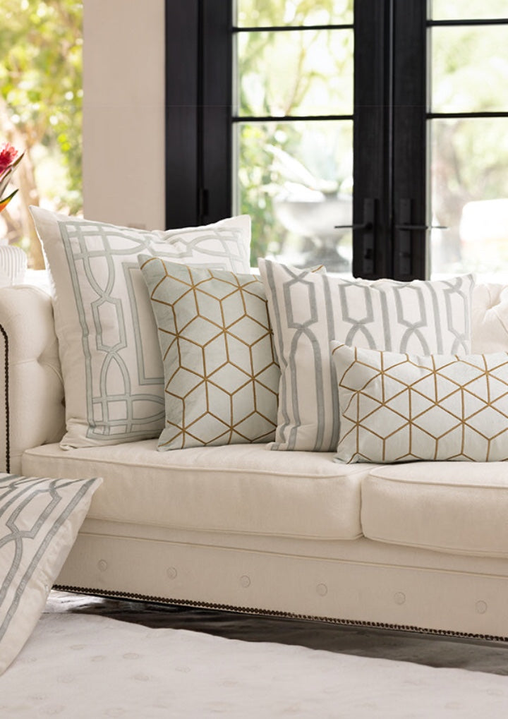 Trey Euro Border Pillow Ivory / Aquamarine