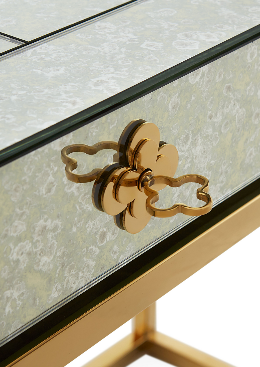 Delphine Desk