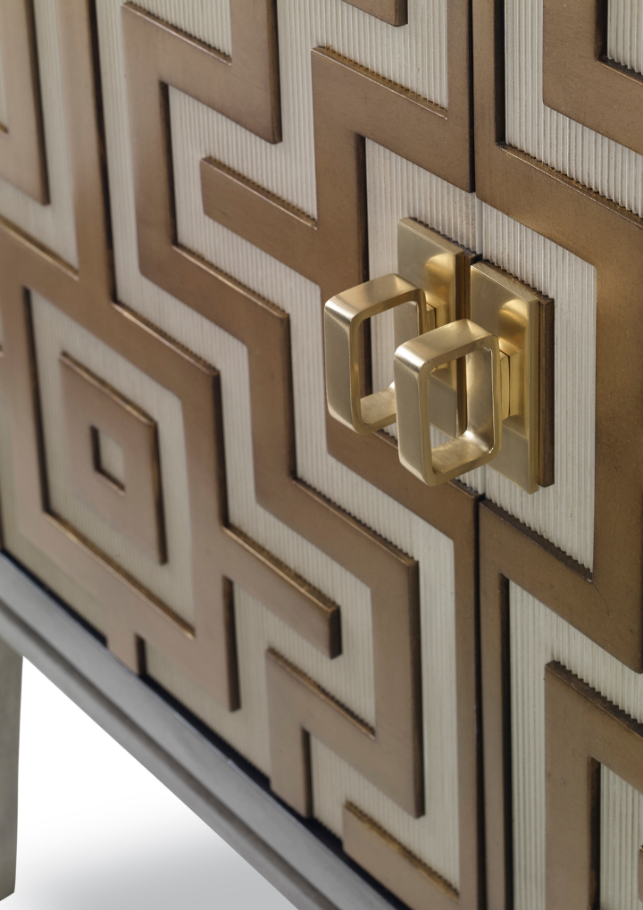 Labyrinth Sink Chest