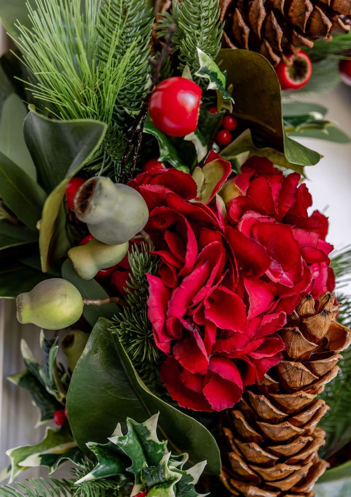 Red Hydrangea Holiday Wreath