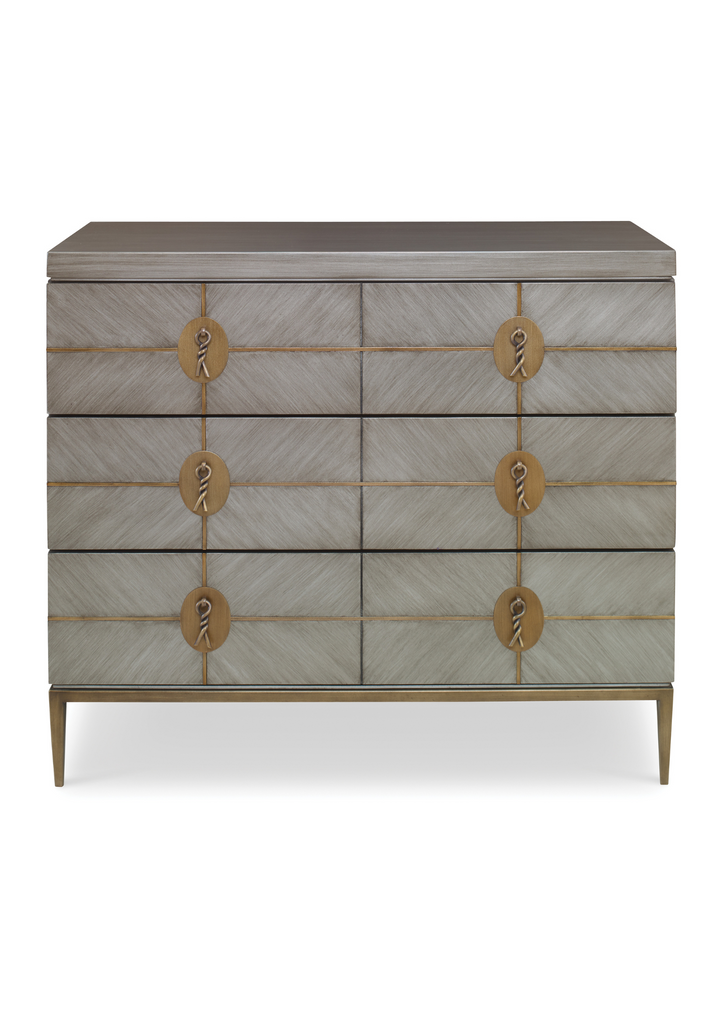 Longwood Chest