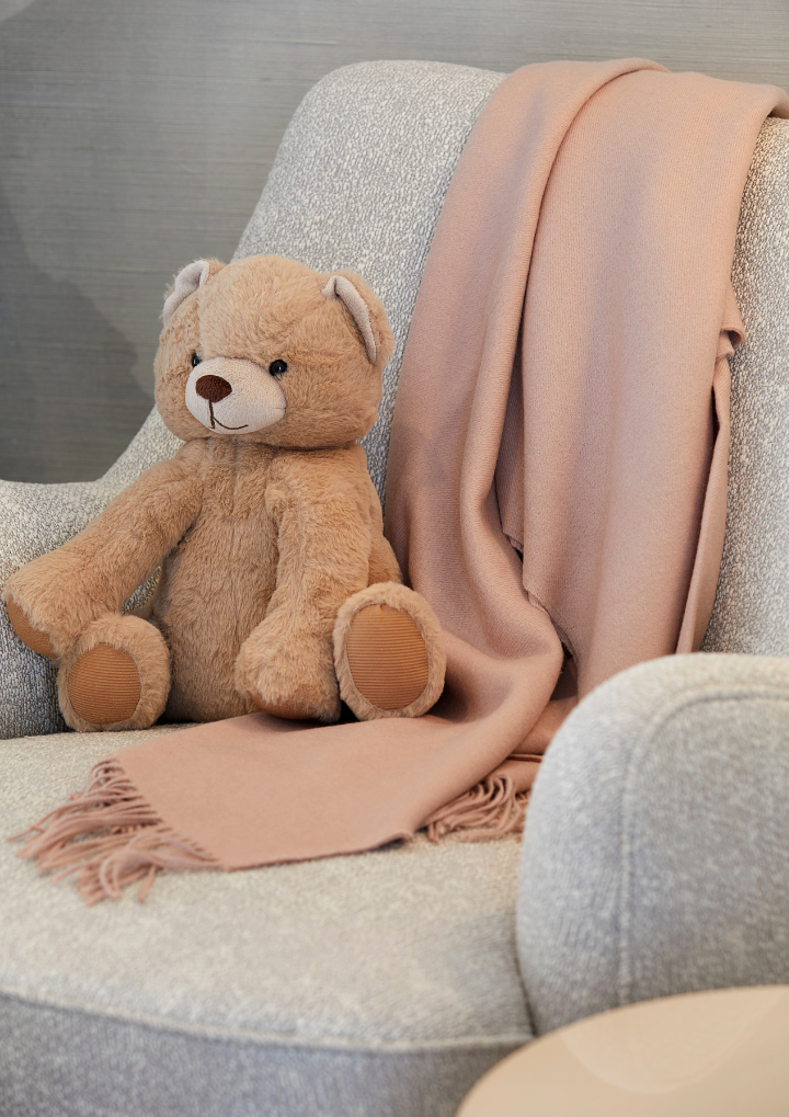 Bryant Alpaca Throw - Pink