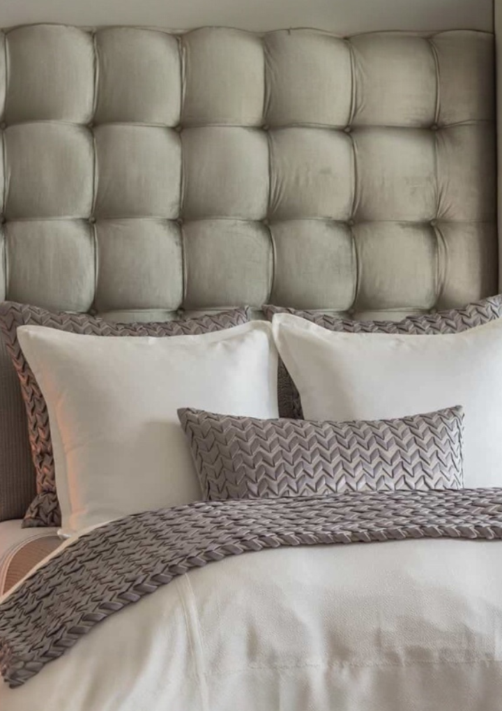 Gia King Pillow Cotton & Silk