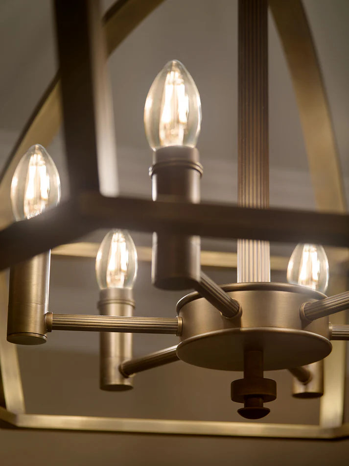 Queensbury Pendant
