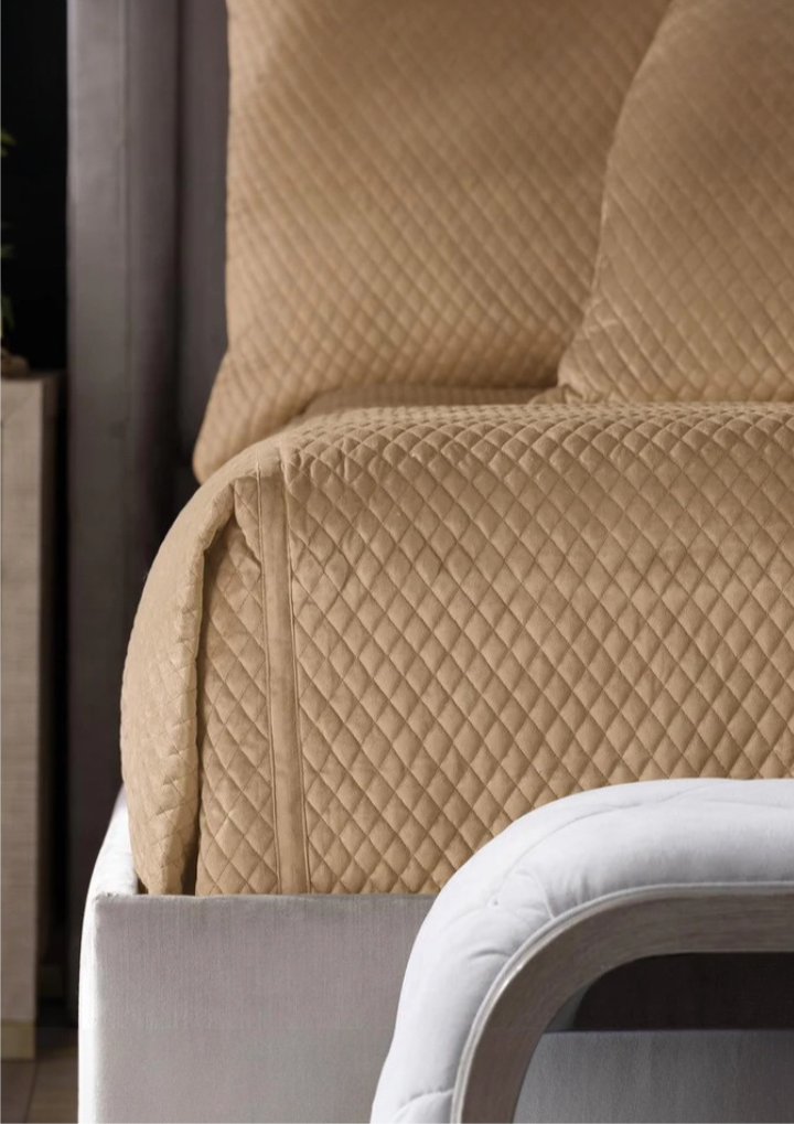 Valentina Crystal King Coverlet