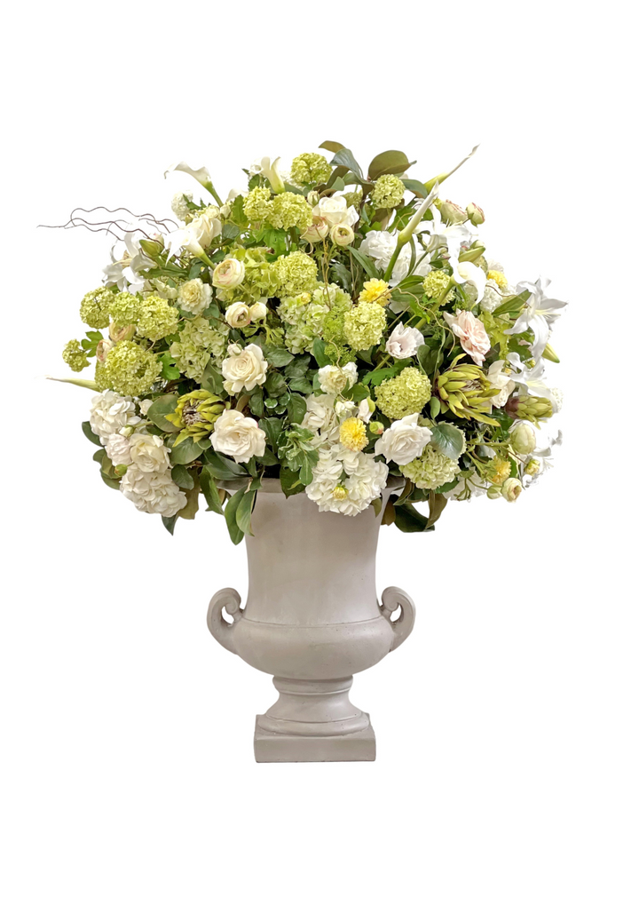 Lily Hydrangea Rose Mix Centerpiece