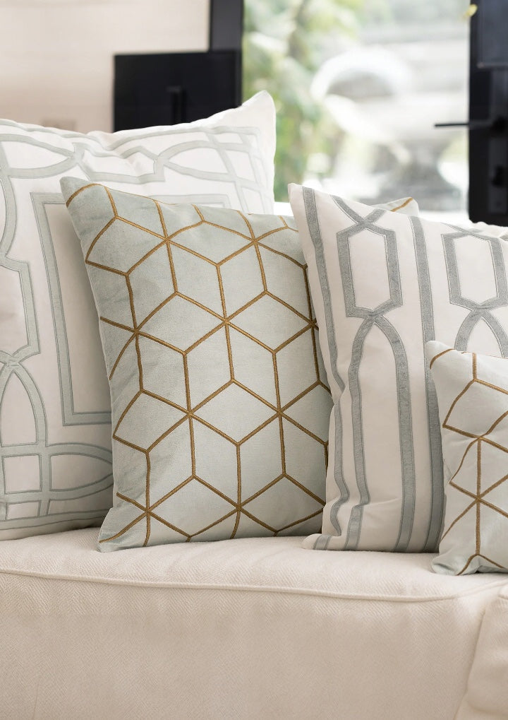 Trey Euro Border Pillow Ivory / Aquamarine
