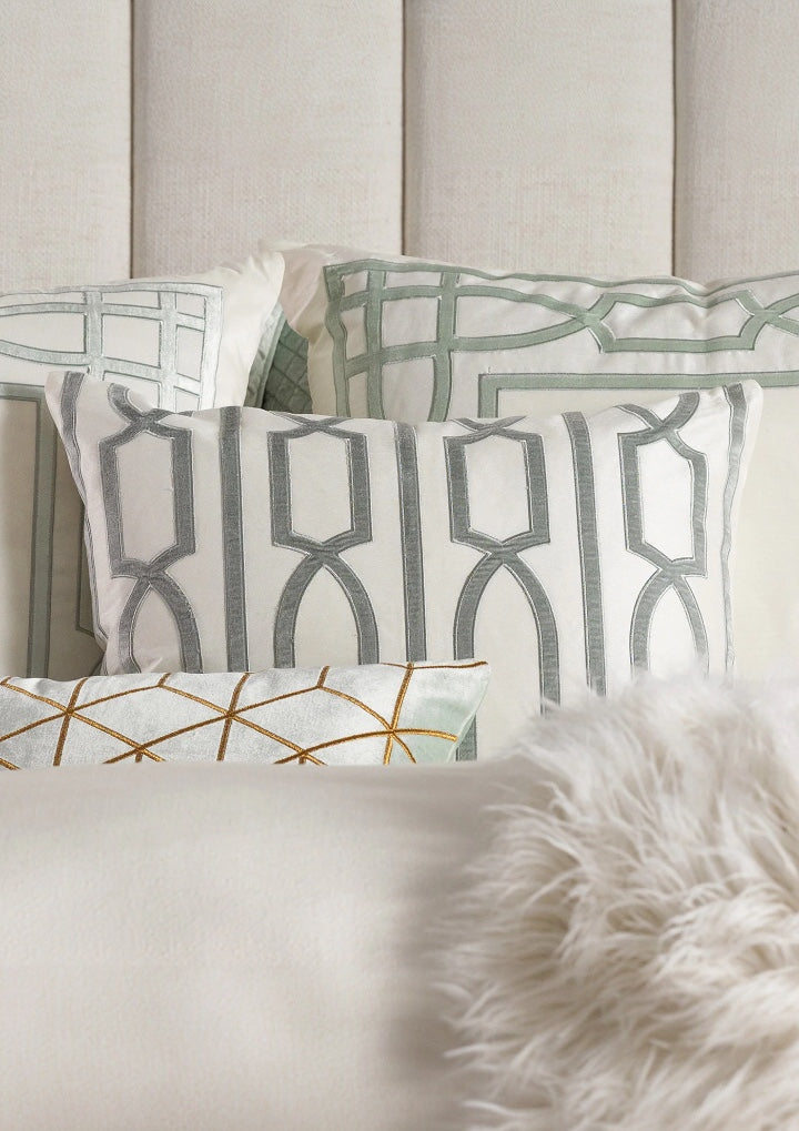 Trey Square Pillow Ivory / Aquamarine